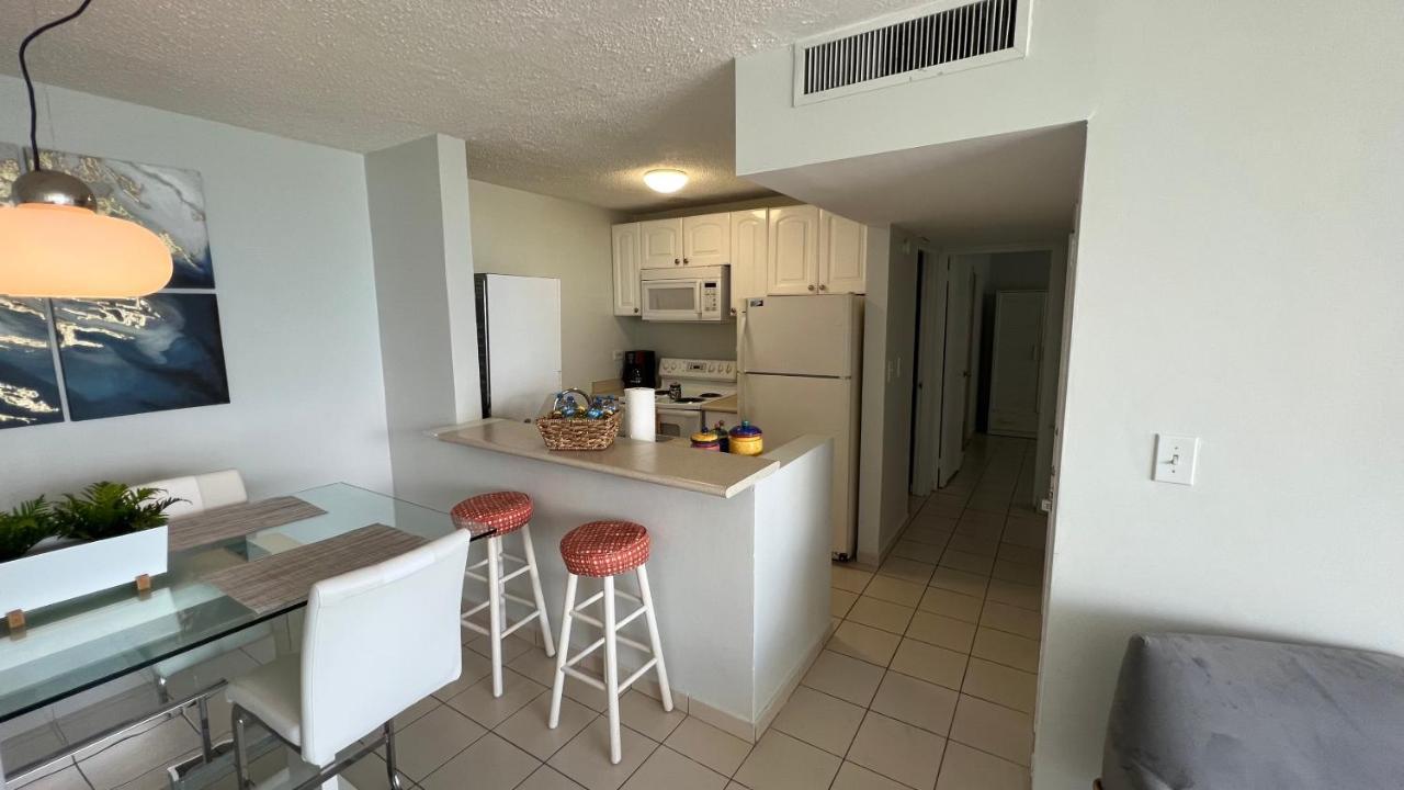 Ocean Front 2 Bedroom & Bath In Isla Verde San Juan Bagian luar foto
